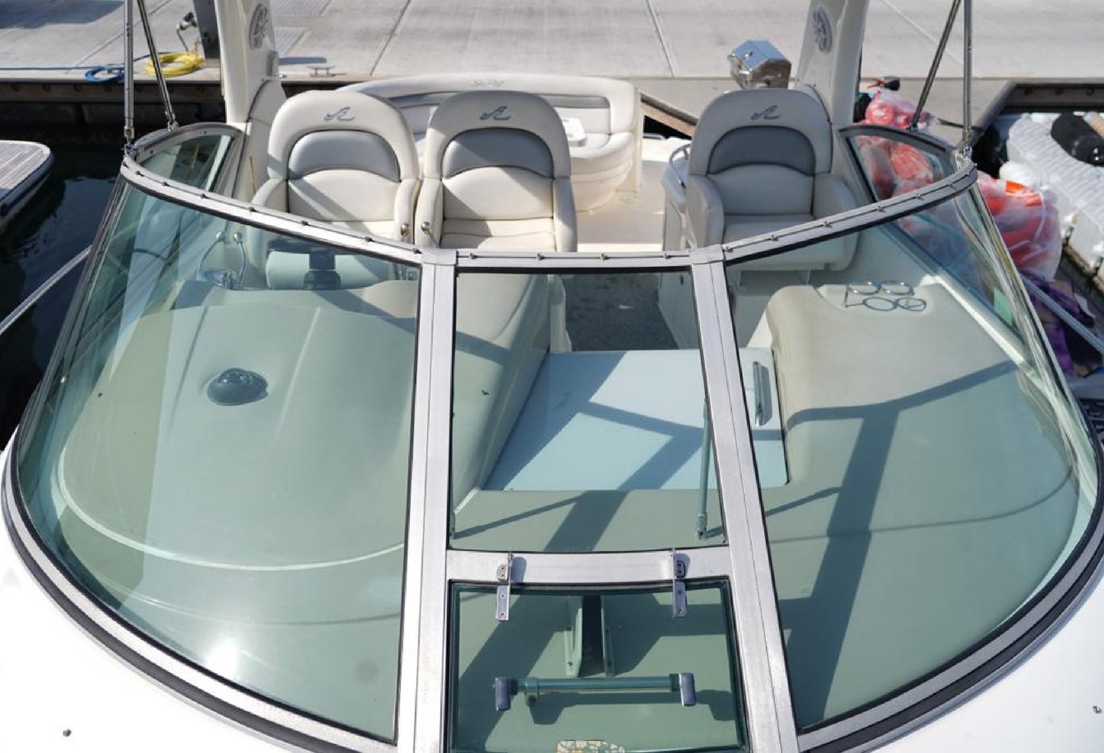 Dubai-40 feet cruiser-Amanos