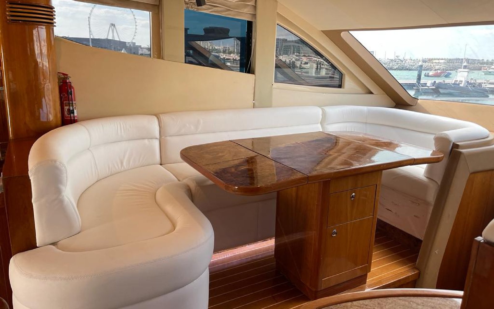 Dubai-66 feet cruise-Amanos-travel