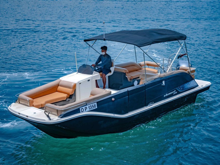 Dubai-bayliner-boat-yacht-best-rates