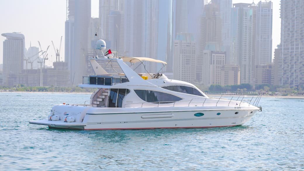 dubai-premium-boat-yacht